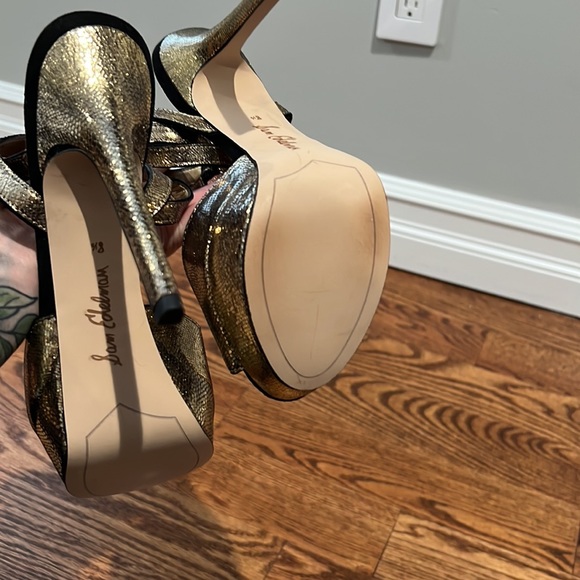 Sam Edelman Gold & Black Stiletto Strappy Heels - Picture 5 of 6